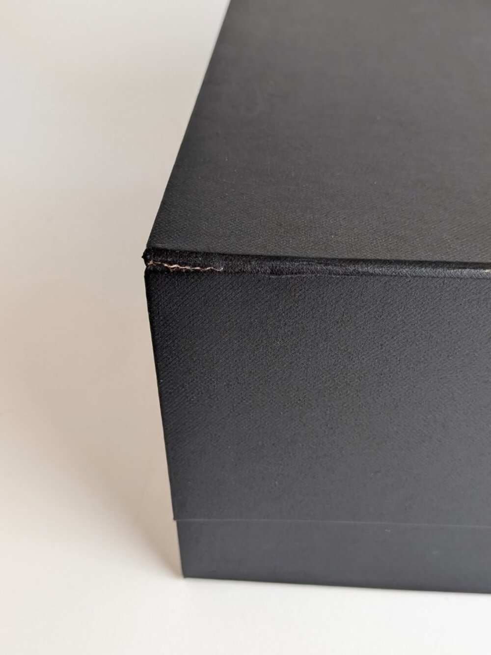Authentic COACH Large Black Gift Box Magnetic Closure & Saddle Interior - Picture 5 of 12